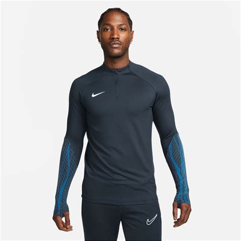 sports direct nike tops